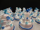 Mini wedding cake